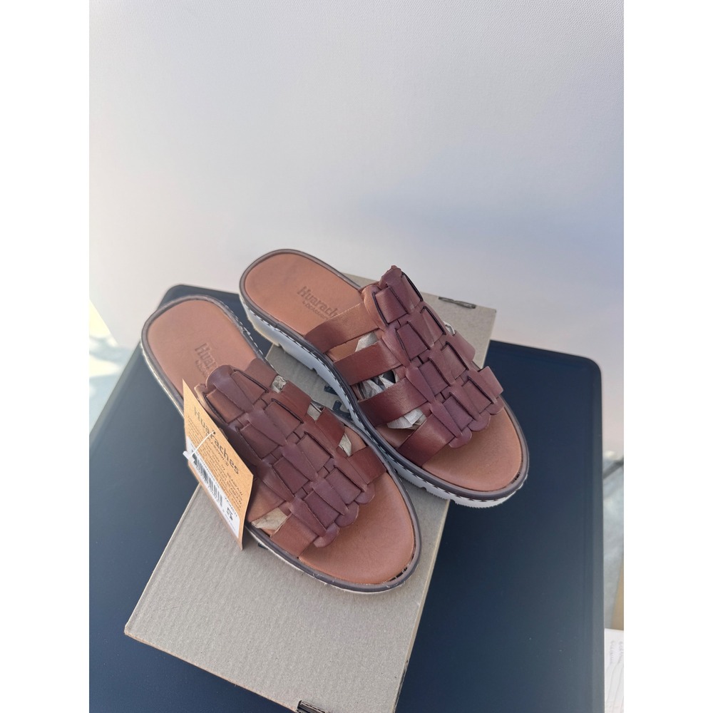 Huaraches by Bearpaw Women's Vanessa Saddle Leather‎ Woven Slide Sandals Size 5